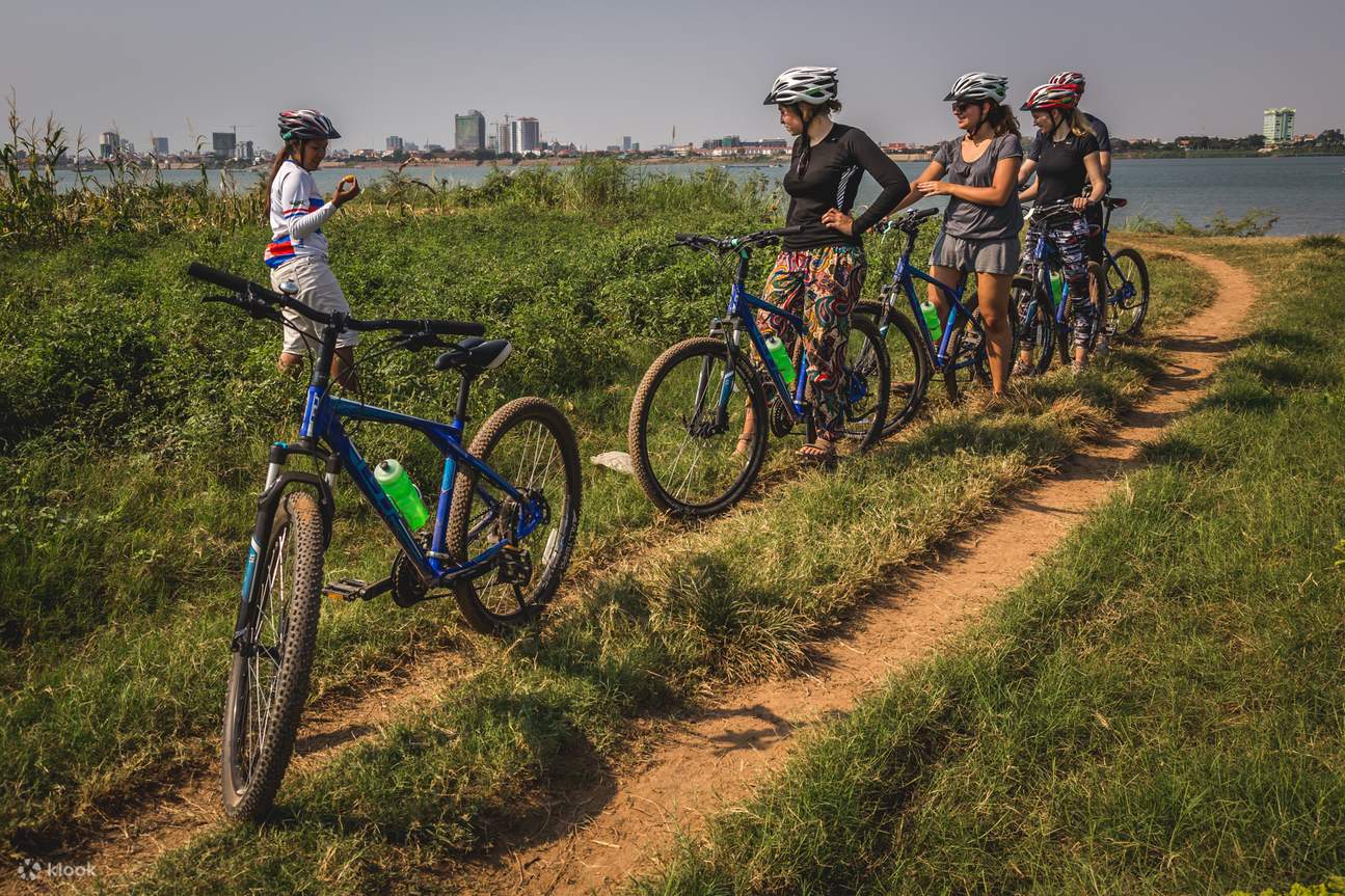 Discovery Cambodia By Bike Tour 14 Days